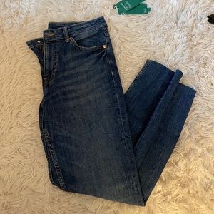 H&M girlfriend fit regular waste jeans